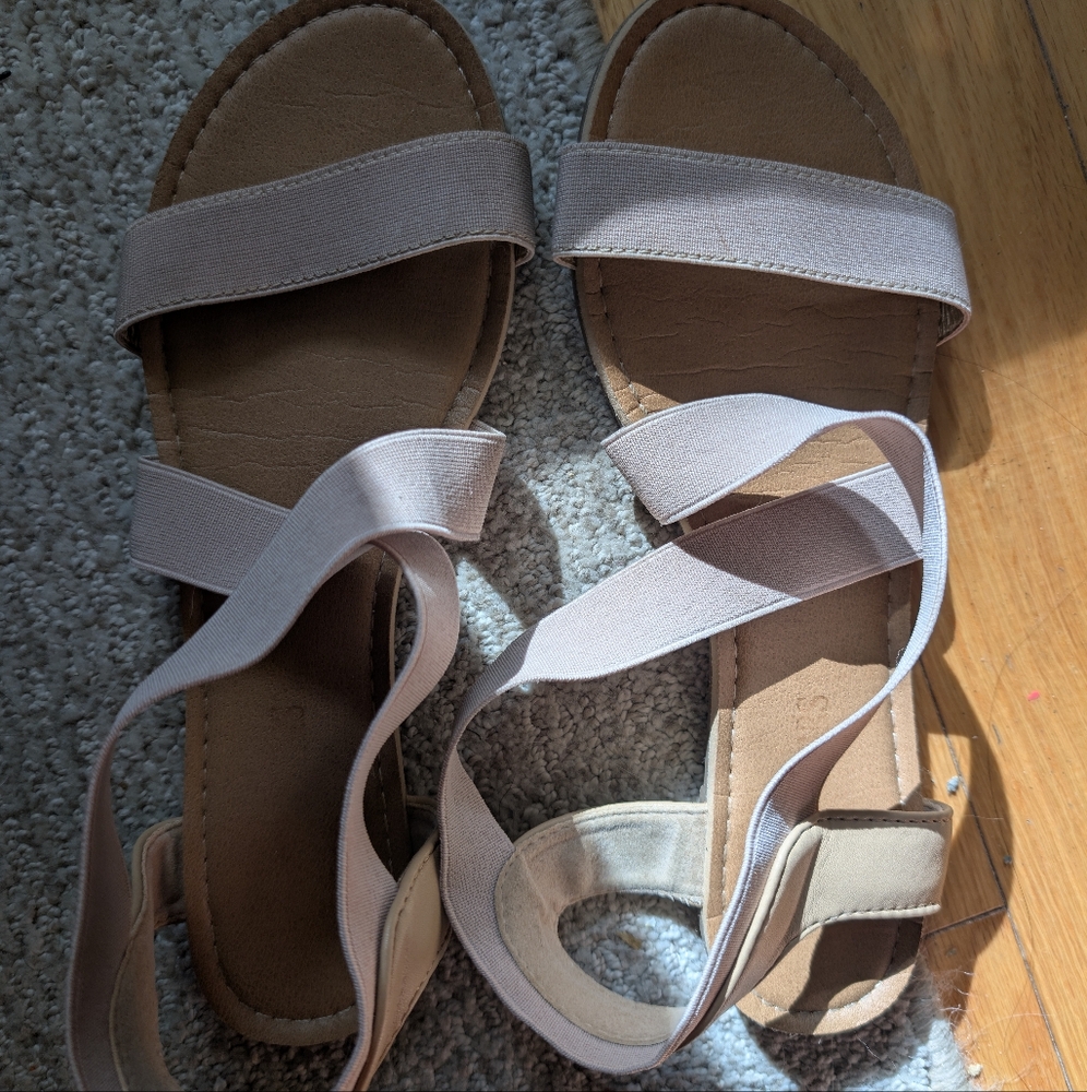 Open Toe Sandals - Picture 2 of 5
